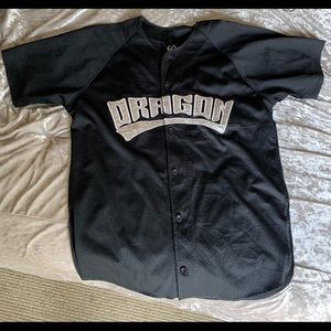 💫CLOSING SALE💫dragon button up jersey tee